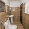 Room image 20